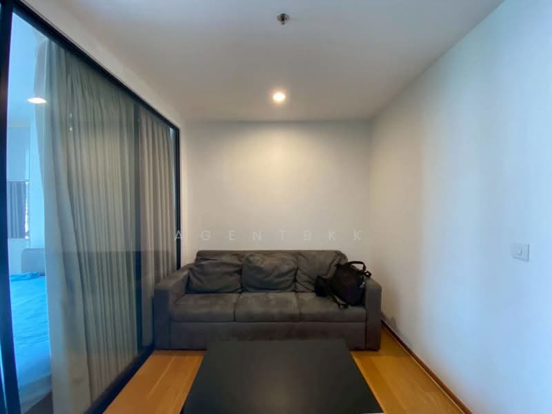 Noble Revo Silom, Bangkok, 88 Soi Surasak Surasak Road, Silom, Bang Rak, Bangkok, 1 Bedroom, 34 sqm, Condo For Rent, by Agentbkk, 500255852 - DDproperty.com