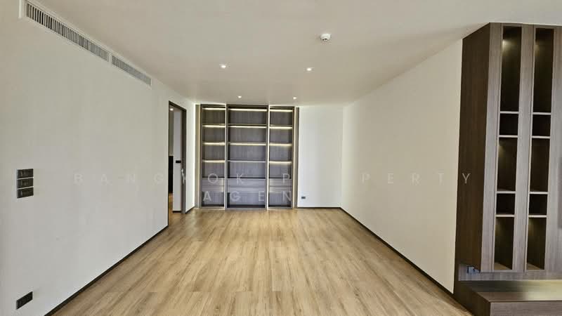 Raveevan Space, Bangkok, Soi Sukhumvit 39, Khlong Tan Nua, Watthana, Bangkok, 3 Bedrooms, 225 sqm, Condo For Rent, by BANGKOK PROPERTY AGENTS, 500255857 - DDproperty.com
