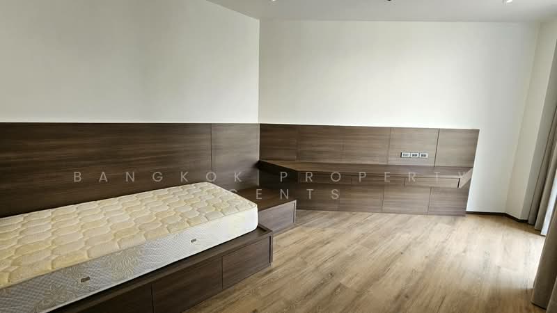 Raveevan Space, Bangkok, Soi Sukhumvit 39, Khlong Tan Nua, Watthana, Bangkok, 3 Bedrooms, 225 sqm, Condo For Rent, by BANGKOK PROPERTY AGENTS, 500255857 - DDproperty.com