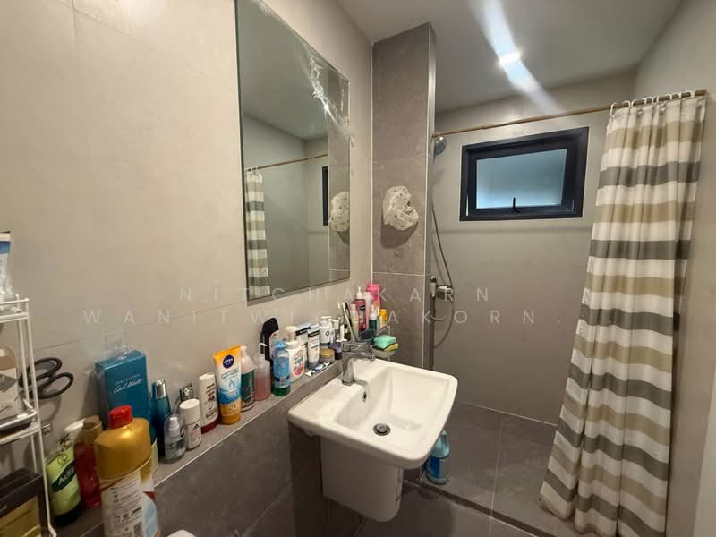 PLEX Onnut - Wongwaen, Bangkok, Sukhaphiban 2 Road, Dok Mai, Prawet, Bangkok, 3 Bedrooms, 150 sqm, Townhouse For Sale, by Nitchakarn  Wanitwichakornkit , 500255858 - DDproperty.com