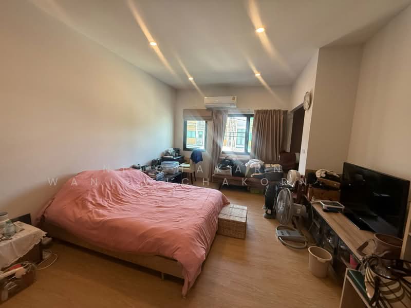 PLEX Onnut - Wongwaen, Bangkok, Sukhaphiban 2 Road, Dok Mai, Prawet, Bangkok, 3 Bedrooms, 150 sqm, Townhouse For Sale, by Nitchakarn  Wanitwichakornkit , 500255858 - DDproperty.com