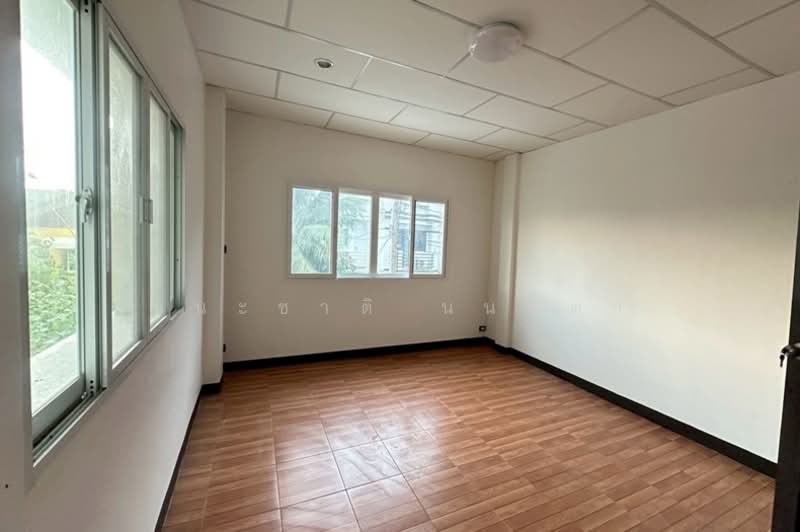 หมู่บ้านเกษราคลาสสิคโฮม, Bangkok, Khan Na Yao, Khan Na Yao, Bangkok, 4 Bedrooms, 124 sqm, Townhouse For Sale, by ชนะชาติ นนท์ตา, 500255861 - DDproperty.com