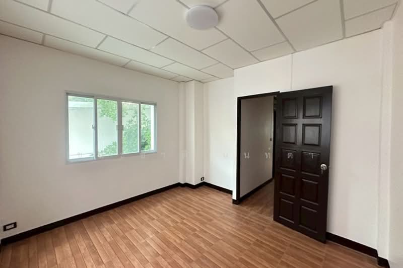 หมู่บ้านเกษราคลาสสิคโฮม, Bangkok, Khan Na Yao, Khan Na Yao, Bangkok, 4 Bedrooms, 124 sqm, Townhouse For Sale, by ชนะชาติ นนท์ตา, 500255861 - DDproperty.com