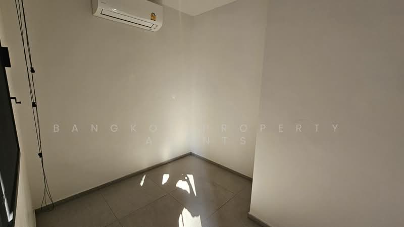 Raveevan Space, Bangkok, Soi Sukhumvit 39, Khlong Tan Nua, Watthana, Bangkok, 3 Bedrooms, 233 sqm, Condo For Rent, by BANGKOK PROPERTY AGENTS, 500255867 - DDproperty.com
