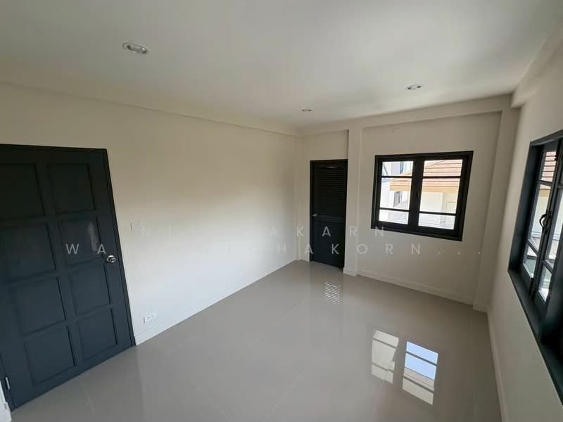 undefined, Bangkok, Sala Thammasop, Thawi Watthana, Bangkok, 3 Bedrooms, 200 sqm, Single Detached House For Sale, by Nitchakarn  Wanitwichakornkit , 500255876 - DDproperty.com