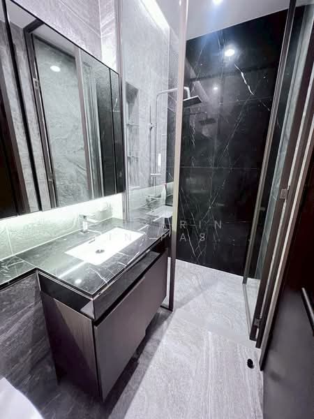 The Esse Sukhumvit 36, Bangkok, Soi Sukhumvit 36, Sukhumvit Road, Phra Kanong, Khlong Toei, Bangkok, 2 Bedrooms, 76 sqm, Condo For Rent, by Ratsarin Sirinipaspong, 500255880 - DDproperty.com