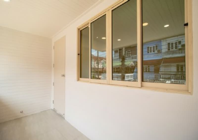 3-storey townhouse for sale, 20.5 sq.w., Sintavee Village 8, Rama 2, fully renovated, Bangkok, Bangmot, Chom Thong, Bangkok, 3 Bedrooms, 244 sqm, Townhouse For Sale, by อนันต์ อัมรินทร์, 500255923 - DDproperty.com