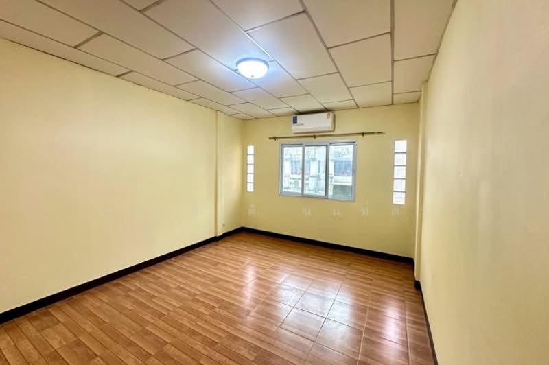 หมู่บ้านเกษราคลาสสิคโฮม, Bangkok, Khan Na Yao, Khan Na Yao, Bangkok, 4 Bedrooms, 76 sqm, Townhouse For Sale, by ชนะชาติ นนท์ตา, 500255937 - DDproperty.com