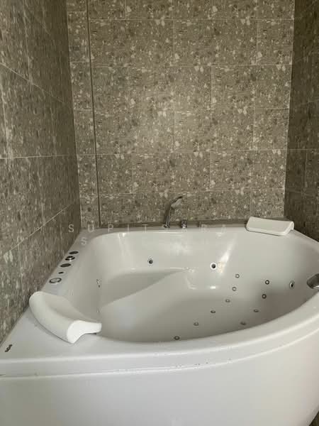 undefined, Chon Buri (Pattaya), Nong Pru, Bang Lamung (Pattaya), Chon Buri (Pattaya), 3 Bedrooms, 452 sqm, Villa For Rent, by Supitsara  Sangarun, 500255941 - DDproperty.com