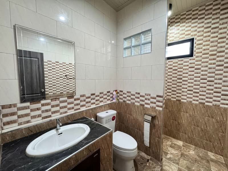 3-BR House, Chon Buri (Pattaya), Poong, Bang Lamung (Pattaya), Chon Buri (Pattaya), 3 Bedrooms, 600 sqm, Single Detached House For Rent, by Supitsara  Sangarun, 500255956 - DDproperty.com