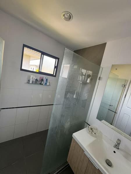 Passorn Prestige Bangna-Suvarnabhumi : ภัสสร เพรสทีจ บางนา-สุวรรณภูมิ, สมุทรปราการ, ถนนกิ่งแก้ว, ราชาเทวะ, บางพลี, สมุทรปราการ, 142 ตร.ม., บ้านเดี่ยว ขาย, โดย เรียลตี้ วัน, 500255974 - DDproperty.com