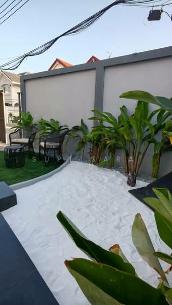 undefined, Chon Buri (Pattaya), Nong Pru, Bang Lamung (Pattaya), Chon Buri (Pattaya), 5 Bedrooms, 280 sqm, Villa For Sale, by Supitsara  Sangarun, 500255984 - DDproperty.com