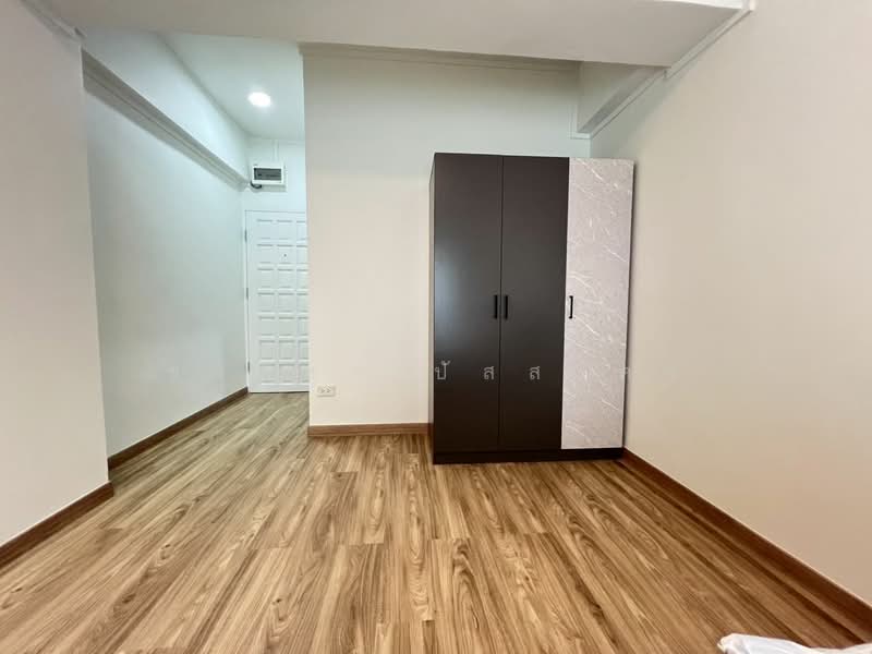 ให้เช่า - Issara Condominium : อิศรา คอนโดมิเนียม, กรุงเทพ