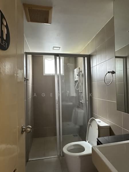 The Colory Vivid, Bangkok, 11 Pracha Rat Bamphen 6 Alley, Huai Khwang, Huai Khwang, Bangkok, 2 Bedrooms, 58 sqm, Condo For Rent, by Agentbkk, 500255996 - DDproperty.com
