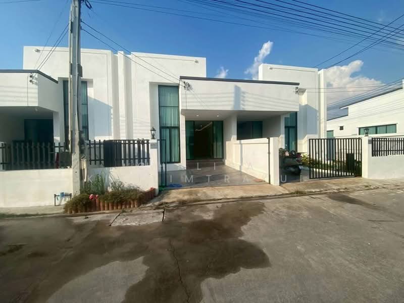 undefined, Chon Buri (Pattaya), Nong Pru, Bang Lamung (Pattaya), Chon Buri (Pattaya), 2 Bedrooms, 93 sqm, Single Detached House For Rent, by Chalisa Kitilimtrakul, 500256080 - DDproperty.com