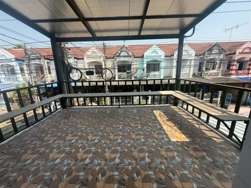 Pritoon Grand Ville : ไพฑูรย์ แกรนด์ วิลล์, ปทุมธานี, บางเดื่อ, เมืองปทุมธานี, ปทุมธานี, 90 ตร.ม., ทาวน์เฮ้าส์ ขาย, โดย คุณ บุณรดา ชูเมือง (เบล), 500256098 - DDproperty.com