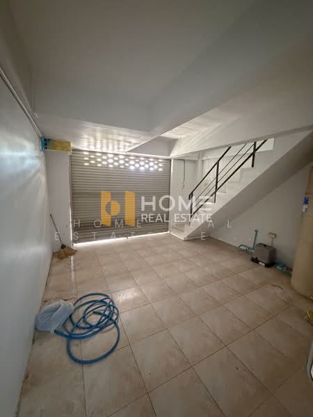 Commercial Building Nawamin 74, Bangkok, Khlong Kum, Bueng Kum, Bangkok, , 300 sqm, Shophouse For Sale, by HOME Real Estate Service, 500256173 - DDproperty.com