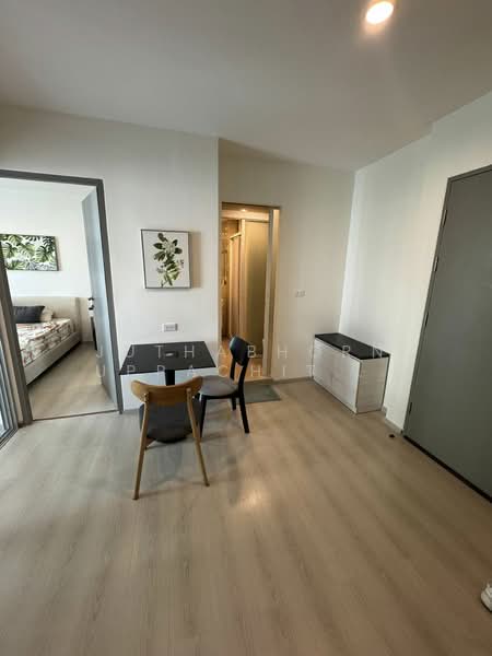 Life Ratchadapisek, Bangkok, 279 Ratchadapisaek Road, Huai Khwang, Huai Khwang, Bangkok, 2 Bedrooms, 46 sqm, Condo For Rent, by Juthabhorn Uppachit (Amy), 500256205 - DDproperty.com