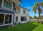 2-Storey Detached House 100 m to Central Krabi Fully Furnished, กระบี่