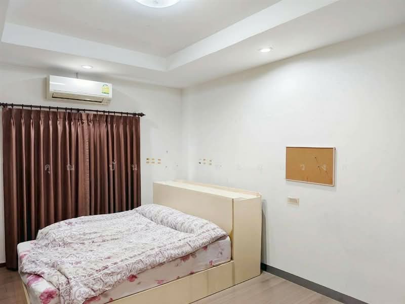 บ้านเดี่ยว 2 ชั้น 100 ตร.ว. บ้านเดี่ยว ใกล้โรงเรียนเอกบูรพา วิเทศศึกษา ซอยสามวา17, Bangkok, ถนนรามอินทรา, Bang Chun, Khlong Sam Wa, Bangkok, 4 Bedrooms, 400 sqm, Single Detached House For Sale, by คุณ ปั่น อินทะอุ่นวงศ์ (ปั่น), 500256232 - DDproperty.com