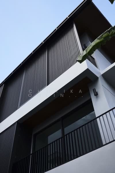 Pool Villa for Rent - Sukhumvit 39, Bangkok, Khlong Tan Nua, Watthana, Bangkok, 4 Bedrooms, 430 sqm, Single Detached House For Rent, by chotika onlinerealtor, 500256248 - DDproperty.com
