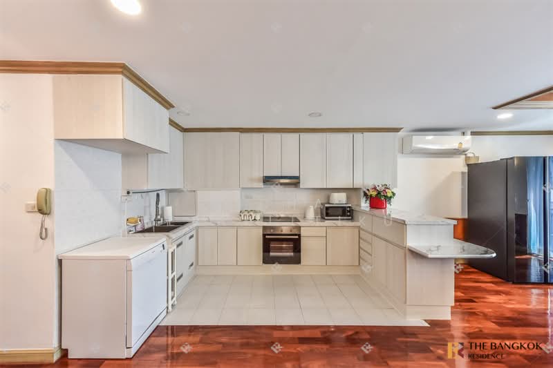 Pearl Garden, Bangkok, Sathorn, Silom, Bang Rak, Bangkok, 2 Bedrooms, 107 sqm, Condo For Rent, by Nicha Peerakittikul, 500256256 - DDproperty.com