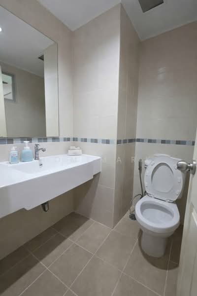 Lumpini Ville Sukhumvit 77, Bangkok, Sukhumvit 77 Road, Suan Luang, Suan Luang, Bangkok, 2 Bedrooms, 61 sqm, Condo For Sale, by Homemark, 500256298 - DDproperty.com