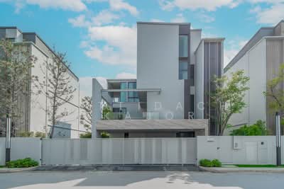 ขาย - VIVE Krungthep Kreetha : วีเว่ กรุงเทพกรีฑา, กรุงเทพ