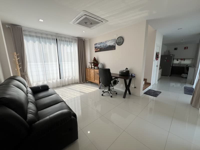 Chatpetch Maliwan, Khon Kaen, Ban Pet, Muang Khon Kaen, Khon Kaen, 3 Bedrooms, 220 sqm, Single Detached House For Rent, by สุริยา เบียดนอก, 500256367 - DDproperty.com