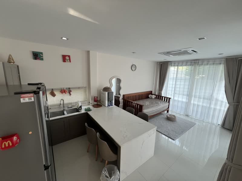 Chatpetch Maliwan, Khon Kaen, Ban Pet, Muang Khon Kaen, Khon Kaen, 3 Bedrooms, 220 sqm, Single Detached House For Rent, by สุริยา เบียดนอก, 500256367 - DDproperty.com