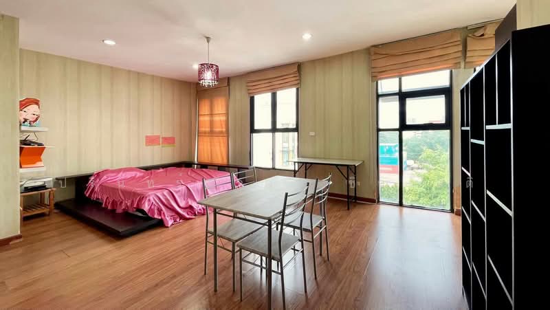 Baan Klang Krung Office Park Bangna : บ้านกลางกรุง ออฟฟิศ พาร์ค บางนา, กรุงเทพ, ซอย หมู่บ้านบ้านกลางกรุงออฟฟิตปาร์ค, บางนา, บางนา, กรุงเทพ, 320 ตร.ม., ทาวน์เฮ้าส์ ให้เช่า, โดย ปรินทร์ญาดา ชิณโชติ, 500256370 - DDproperty.com