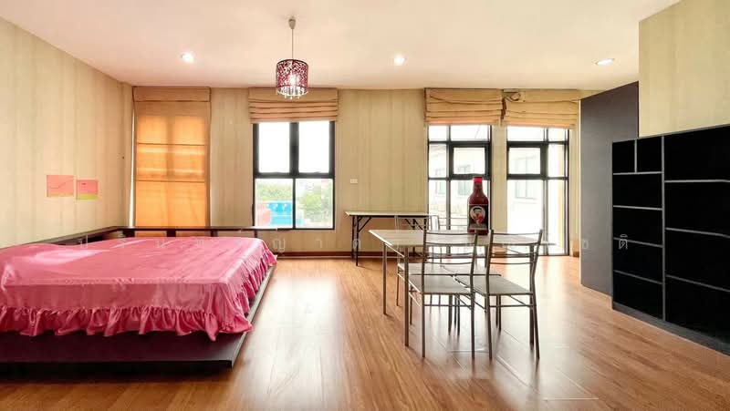 Baan Klang Krung Office Park Bangna : บ้านกลางกรุง ออฟฟิศ พาร์ค บางนา, กรุงเทพ, ซอย หมู่บ้านบ้านกลางกรุงออฟฟิตปาร์ค, บางนา, บางนา, กรุงเทพ, 320 ตร.ม., ทาวน์เฮ้าส์ ให้เช่า, โดย ปรินทร์ญาดา ชิณโชติ, 500256370 - DDproperty.com