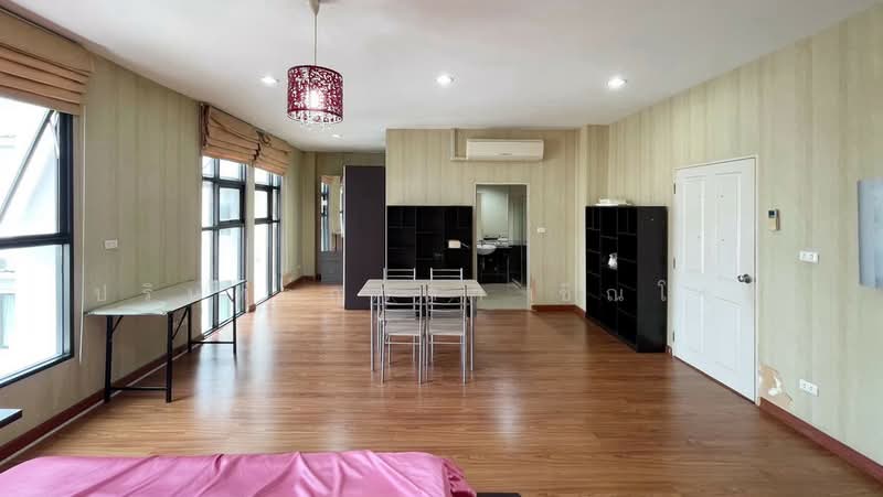Baan Klang Krung Office Park Bangna, Bangkok, Soi Ban Klang Krung Village Office Park, Bang Na, Bang Na, Bangkok, 3 Bedrooms, 320 sqm, Townhouse For Rent, by ปรินทร์ญาดา ชิณโชติ, 500256370 - DDproperty.com
