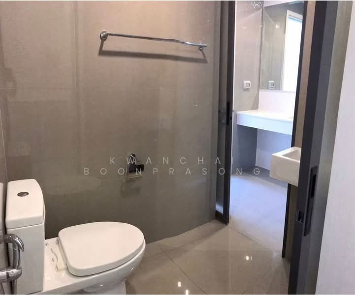 Rhythm Sukhumvit 42, Bangkok, Soi Sukhumvit 42, Sukhumvit Road, Phra Kanong, Khlong Toei, Bangkok, 1 Bedroom, 45 sqm, Condo For Sale, by Kwanchai Boonprasong, 500256386 - DDproperty.com