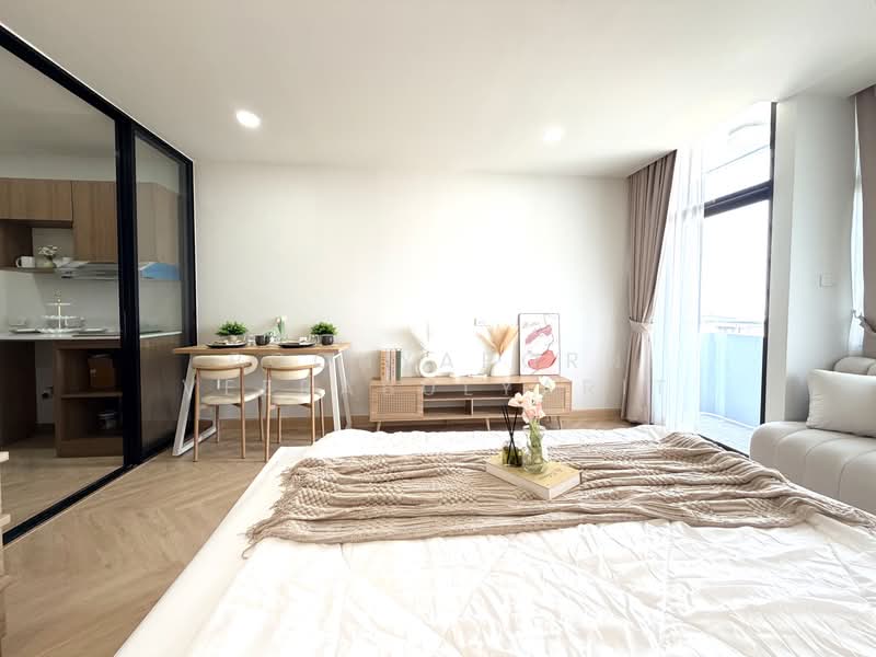 Ratchaarpa Tower condominium, Bangkok, 1 Ratchadaphisek, Chan Kasem, Chatuchak, Bangkok, 1 Bedroom, 30 sqm, Condo For Sale, by Poonyaporn Veerabulyarit, 500256394 - DDproperty.com