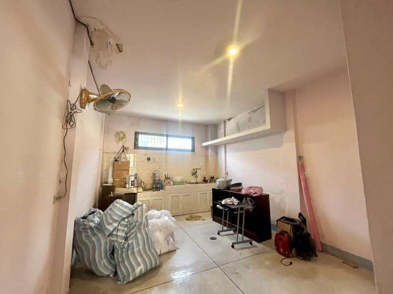 Townhome for sale in Bang Khae 14 Alley, nearly 200 sq.m., Bangkok, Bang Khae, Bang Khae, Bangkok, 4 Bedrooms, 190 sqm, Townhouse For Sale, by ขายทาวน์โฮม ซอยบางแค 14 พื้นที่ใช้สอยเกือบ 200 ตร.ม., 500256399 - DDproperty.com