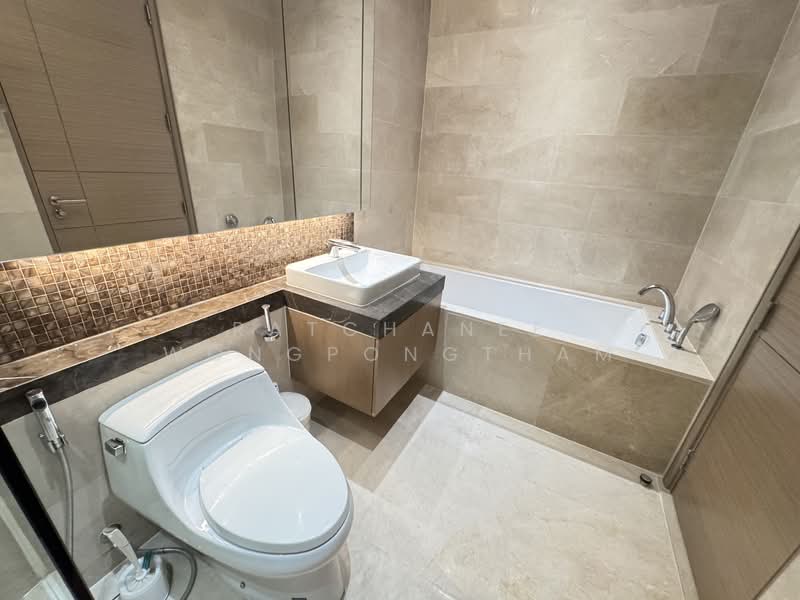 Magnolias Ratchadamri Boulevard, Bangkok, Ratchadamri Road, Lumphini, Pathum Wan, Bangkok, 2 Bedrooms, 100 sqm, Condo For Rent, by Ratchanee Wongpongtham, 500256400 - DDproperty.com