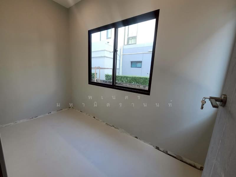 Setthasiri Charun-Pinklao, Bangkok, Lieb Tangrotfai Road, Bang Khun Non, Bangkok Noi, Bangkok, 4 Bedrooms, 354 sqm, Single Detached House For Sale, by พเนตร มหามิตรานนท์, 500256410 - DDproperty.com