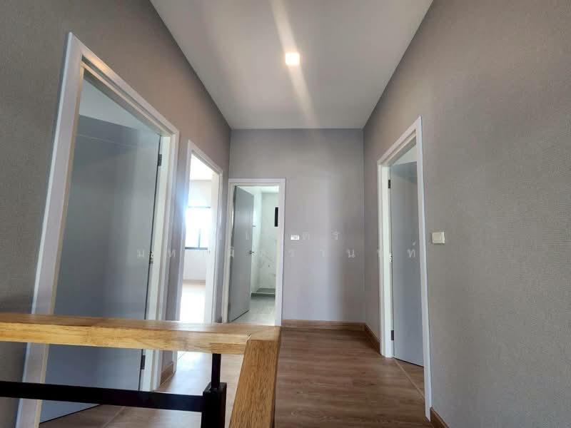 Setthasiri Charun-Pinklao, Bangkok, Lieb Tangrotfai Road, Bang Khun Non, Bangkok Noi, Bangkok, 4 Bedrooms, 354 sqm, Single Detached House For Sale, by พเนตร มหามิตรานนท์, 500256410 - DDproperty.com