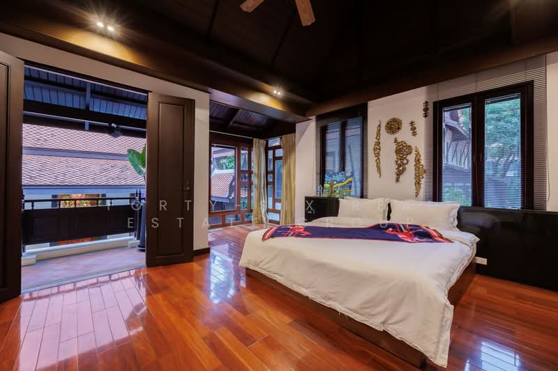 ให้เช่าพูลวิลล่า, Bangkok, Phra Kanong Nua, Watthana, Bangkok, 5 Bedrooms, 400 sqm, Villa For Rent, by Forty-Six Real Estate Group, 500256420 - DDproperty.com