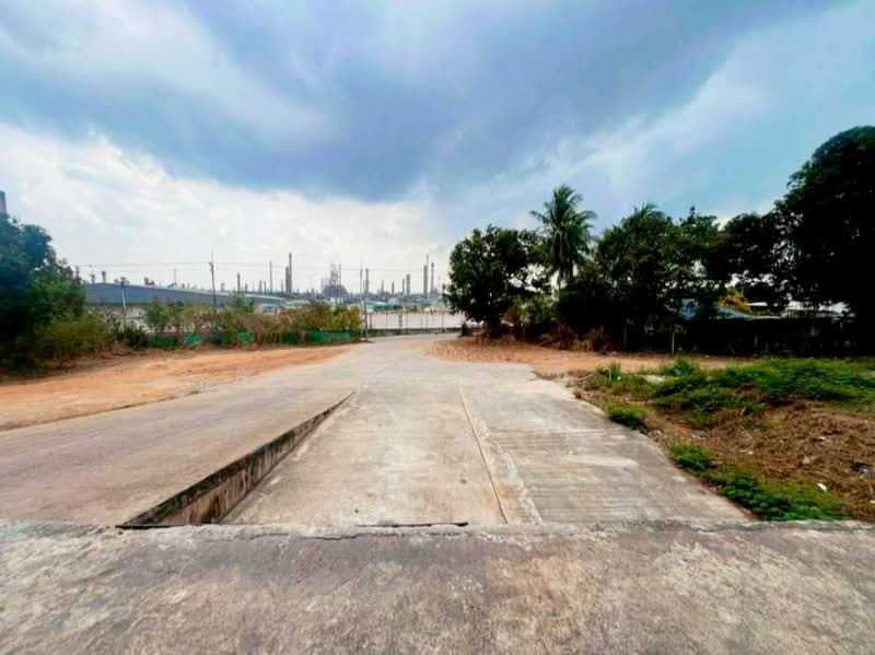 ให้เช่าโกดัง 850 ตรม.พร้อมลานกว้าง แหลมฉบัง ศรีราชา, Chon Buri (Pattaya), Thung Suk La, Si Racha, Chon Buri (Pattaya), , 850 sqm, Warehouse/Factory For Rent, by Dusit Saengfa, 500256435 - DDproperty.com