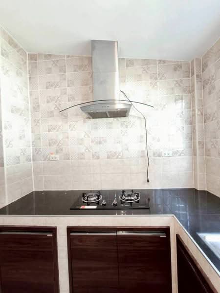 ให้เช่าบ้านเดี่ยว ม.เมโทรปาร์ค เขาน้ำซับ อ่าวอุดม ศรีราชา, Chon Buri (Pattaya), Thung Suk La, Si Racha, Chon Buri (Pattaya), 3 Bedrooms, 150 sqm, Single Detached House For Rent, by Dusit Saengfa, 500256480 - DDproperty.com