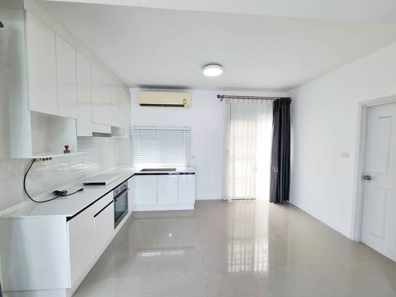 เดอะ วิลเลจ บางนา-วงแหวนฯ 2, Samut Prakan, บางนา-ตราด, Bangphli Yai, Bang Plee, Samut Prakan, 3 Bedrooms, 132 sqm, Townhouse For Sale, by ปุณณภา นารานนทชัย, 500256492 - DDproperty.com