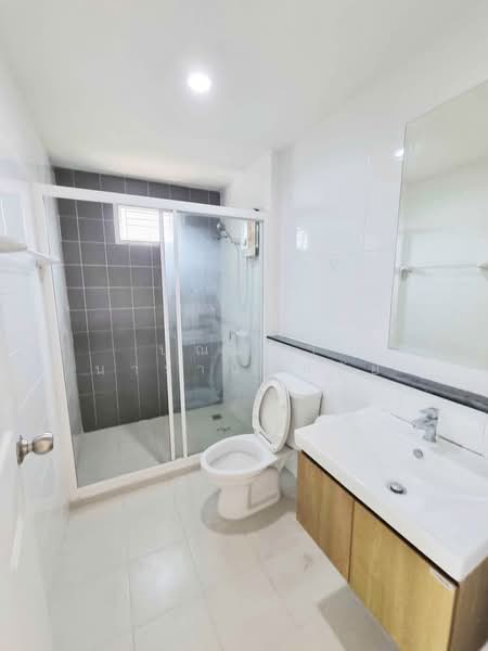 เดอะ วิลเลจ บางนา-วงแหวนฯ 2, Samut Prakan, บางนา-ตราด, Bangphli Yai, Bang Plee, Samut Prakan, 3 Bedrooms, 132 sqm, Townhouse For Sale, by ปุณณภา นารานนทชัย, 500256492 - DDproperty.com