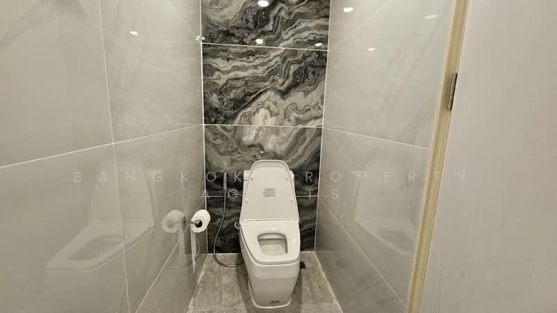 Witthayu Complex, Bangkok, 1673 New Petchaburi Road, Makkasan, Ratchathewi, Bangkok, 3 Bedrooms, 129 sqm, Condo For Rent, by BANGKOK PROPERTY AGENTS, 500256505 - DDproperty.com