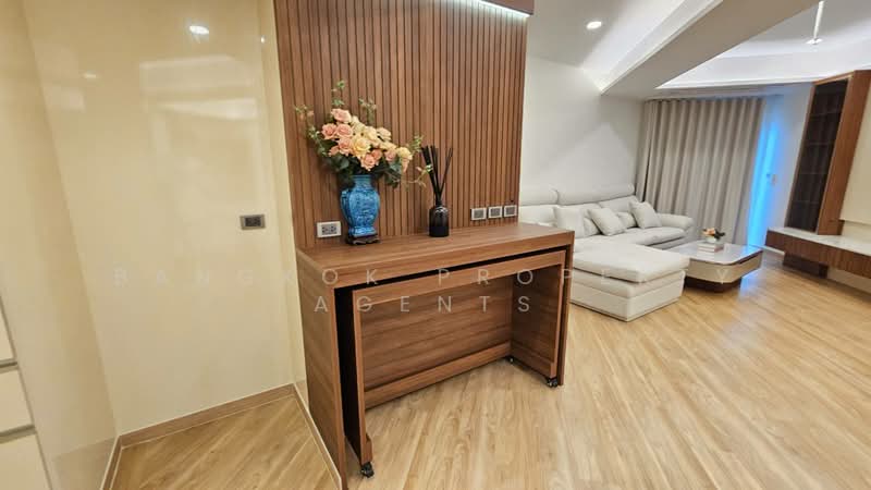 Witthayu Complex, Bangkok, 1673 New Petchaburi Road, Makkasan, Ratchathewi, Bangkok, 3 Bedrooms, 129 sqm, Condo For Rent, by BANGKOK PROPERTY AGENTS, 500256505 - DDproperty.com