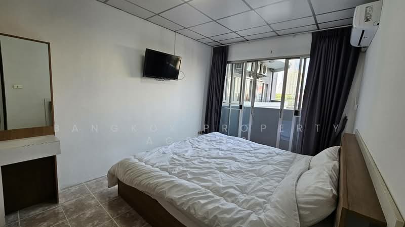 Witthayu Complex, Bangkok, 1673 New Petchaburi Road, Makkasan, Ratchathewi, Bangkok, 2 Bedrooms, 58 sqm, Condo For Rent, by BANGKOK PROPERTY AGENTS, 500256515 - DDproperty.com