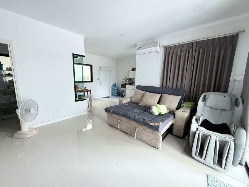 Maneerin Park Bang Phra, Chon Buri (Pattaya), Bang Phra, Si Racha, Chon Buri (Pattaya), 3 Bedrooms, 100 sqm, Townhouse For Sale, by The Best Property Agent ไข่นุ้ย, 500256524 - DDproperty.com