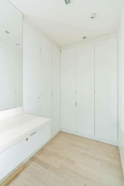 Noble Remix, Bangkok, 772 Soi Sukhumvit 36, Sukhumvit Road, Khong Tan, Khlong Toei, Bangkok, 2 Bedrooms, 183 sqm, Condo For Sale, by Ratsarin Sirinipaspong, 500256525 - DDproperty.com