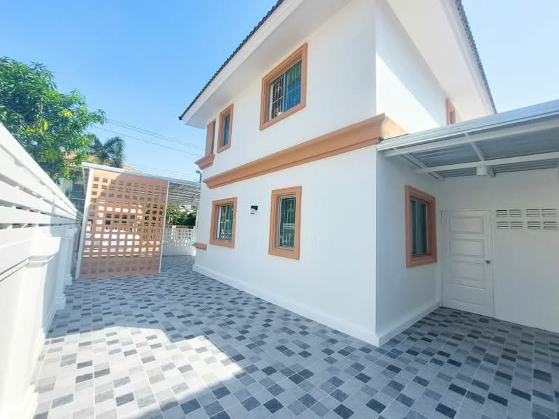 Pruksa Village 3, Pathum Thani, Khlong Sam, Khlong Luang, Pathum Thani, 4 Bedrooms, 150 sqm, Single Detached House For Sale, by เอนก, 500256533 - DDproperty.com